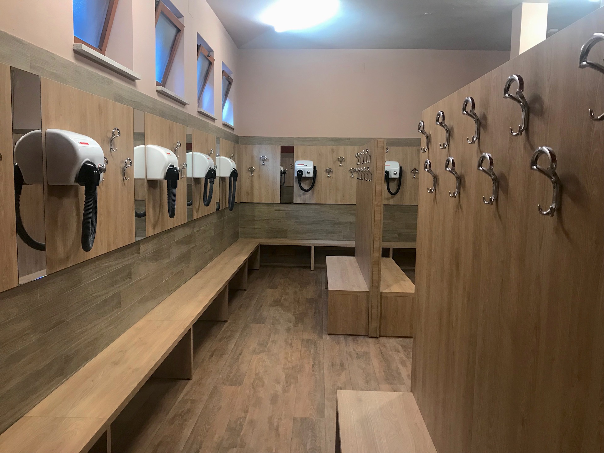 Equipped wall  in changing rooms