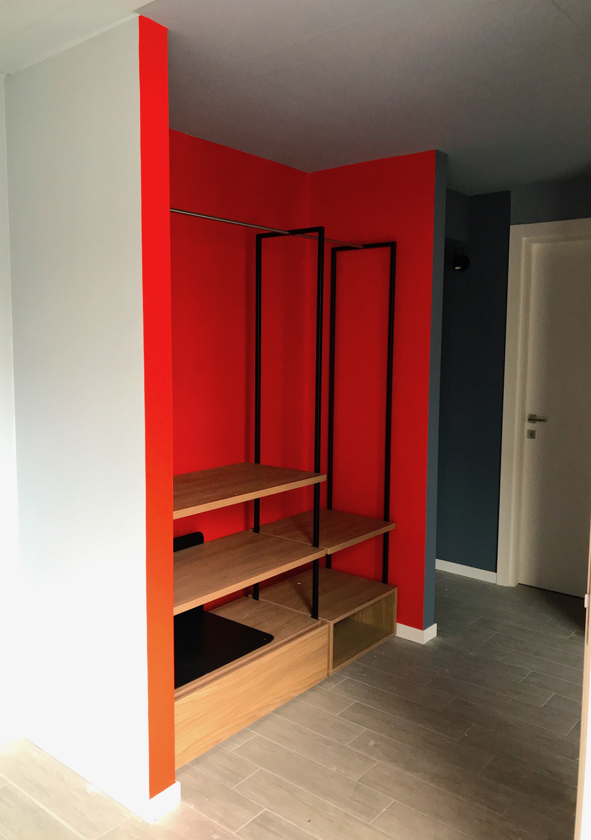 Pop colors on the walls