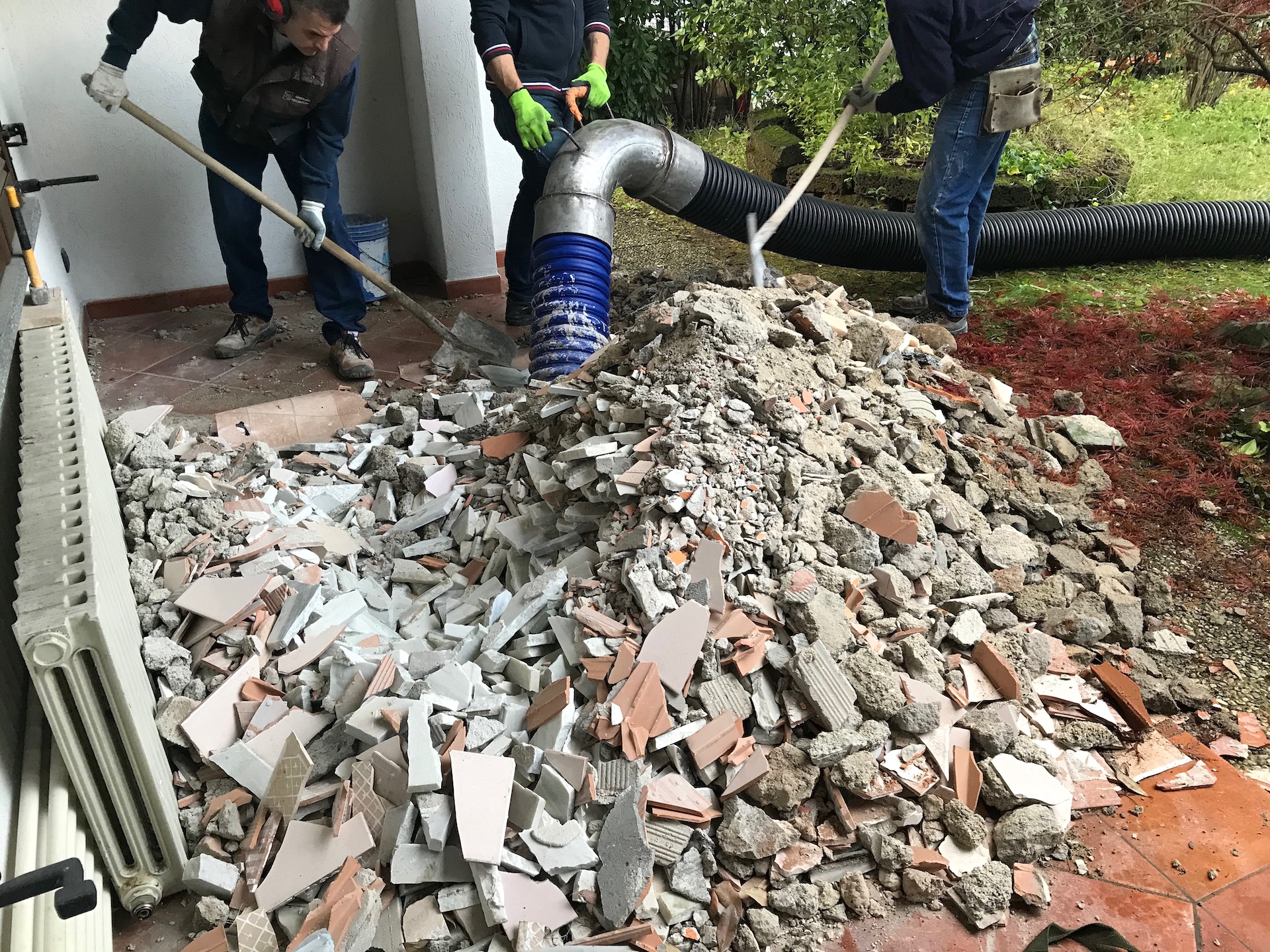 Aspirazione delle macerie 