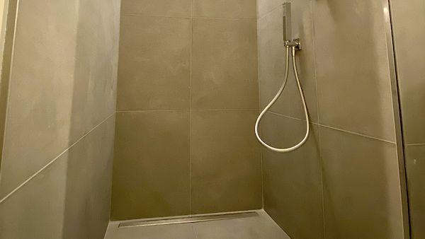 Recessed shower