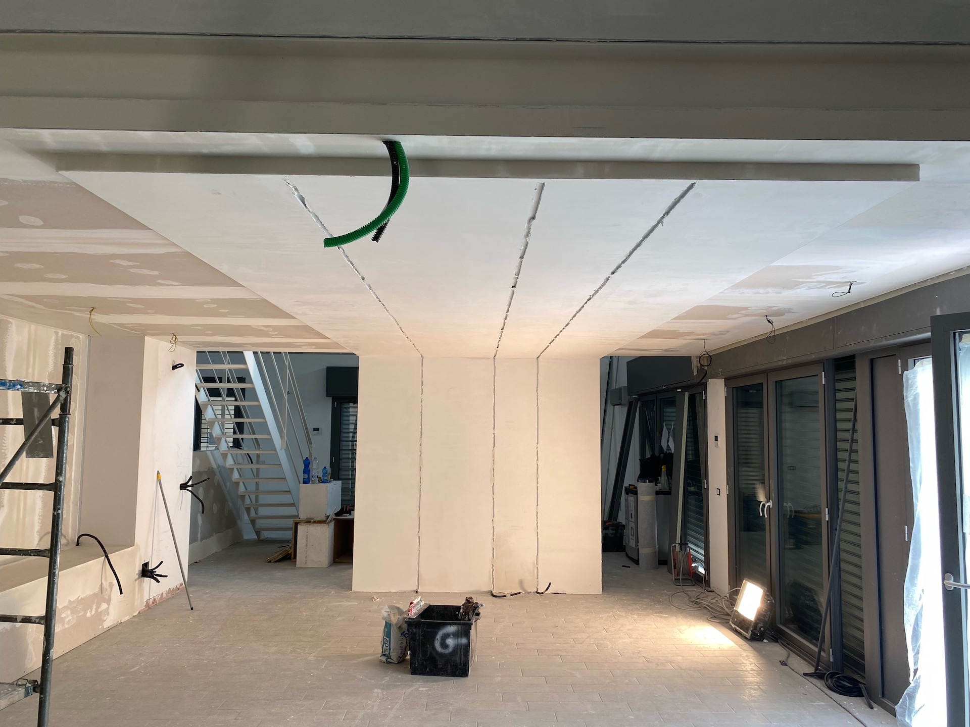 Ingresso durante le lavorazioni