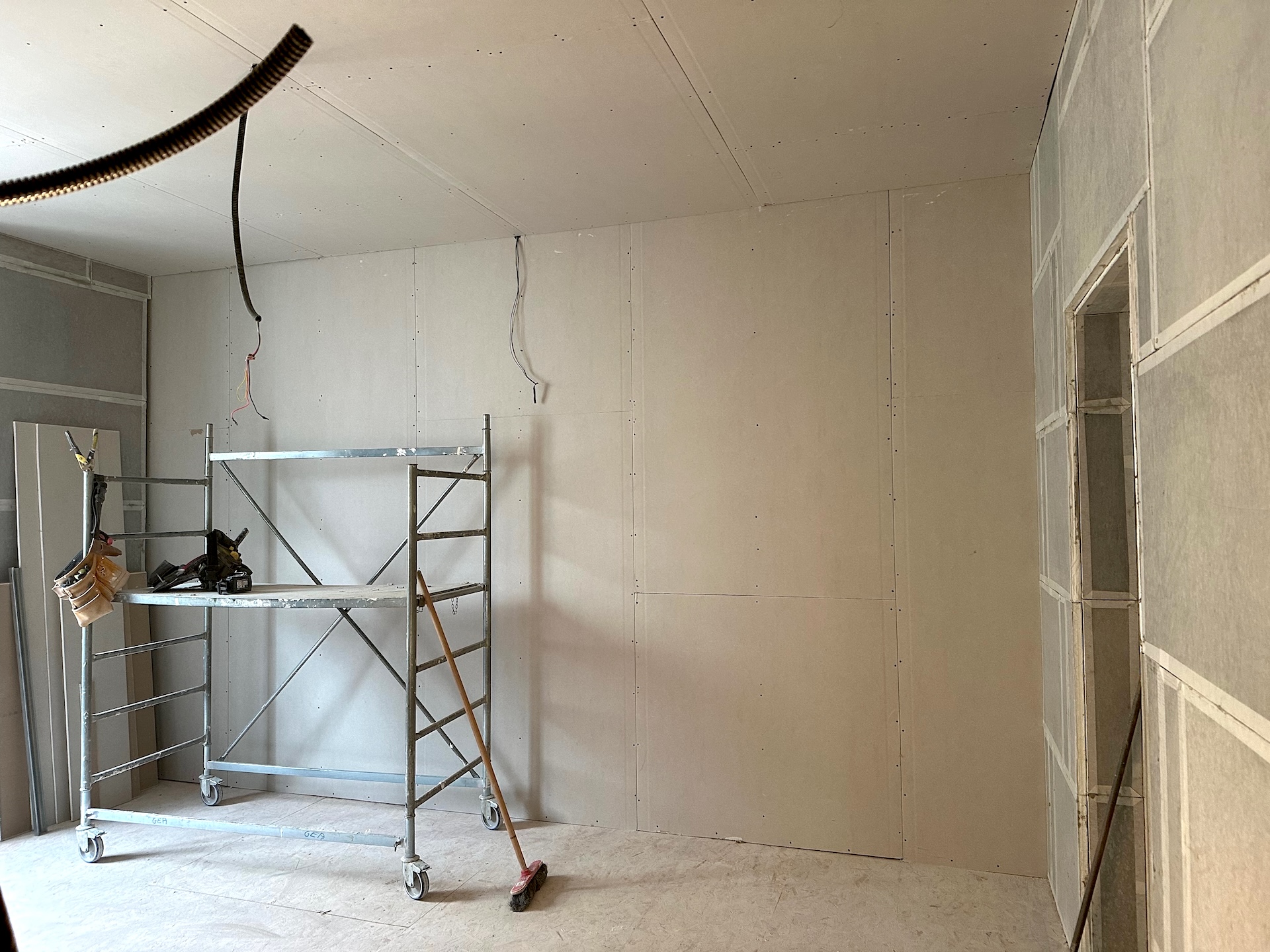 Controparete con isolamento acustico 