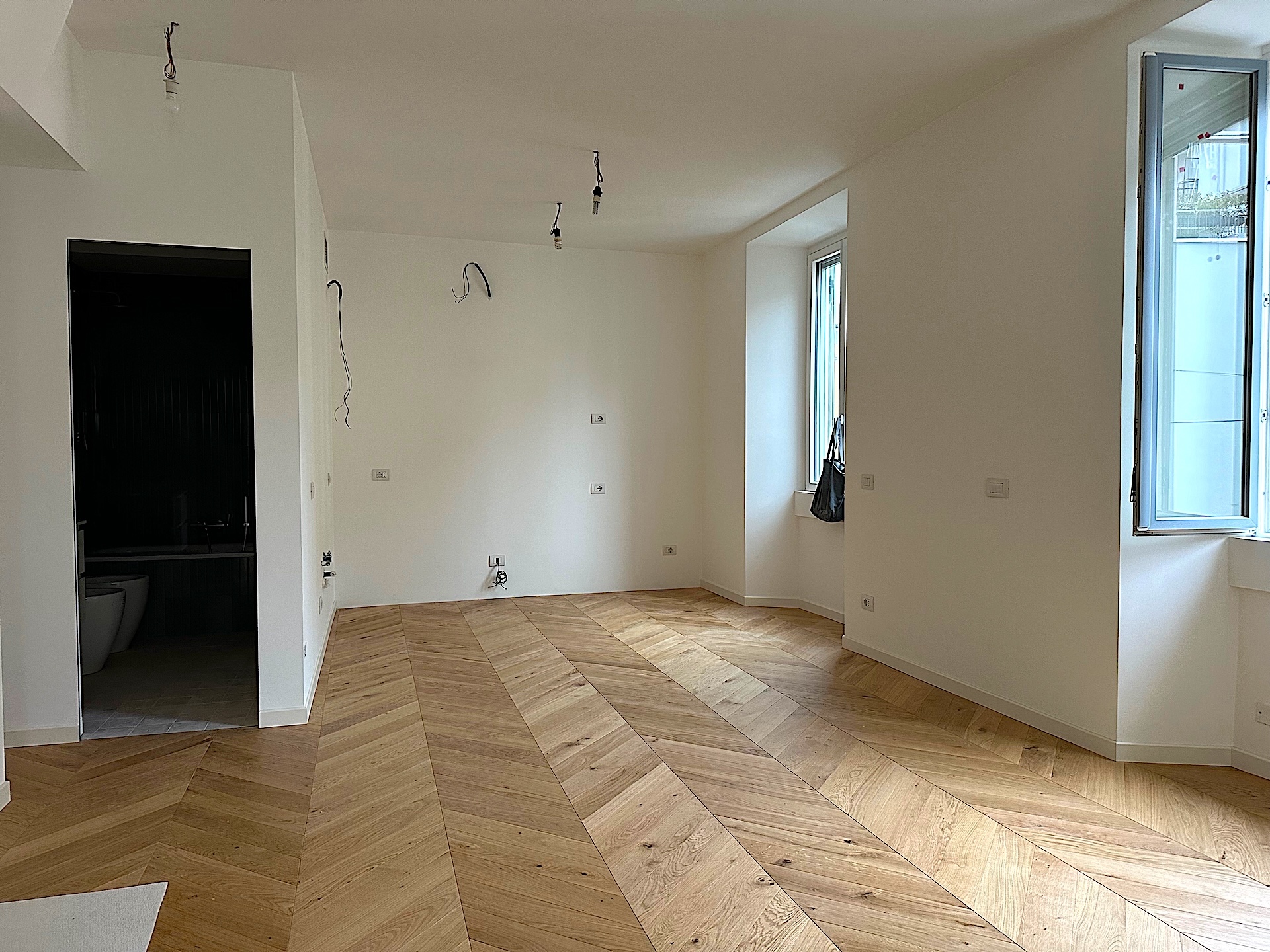 Zona cucina a pavimento finito