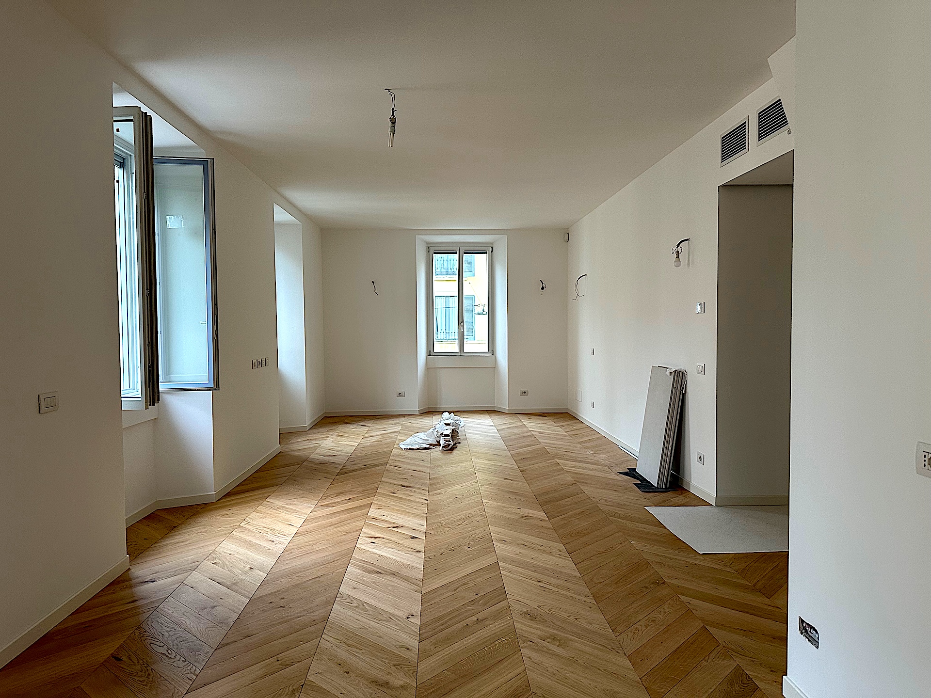 Sala a fine posa parquet