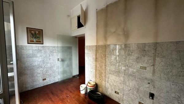 Zona cucina prima dei lavori