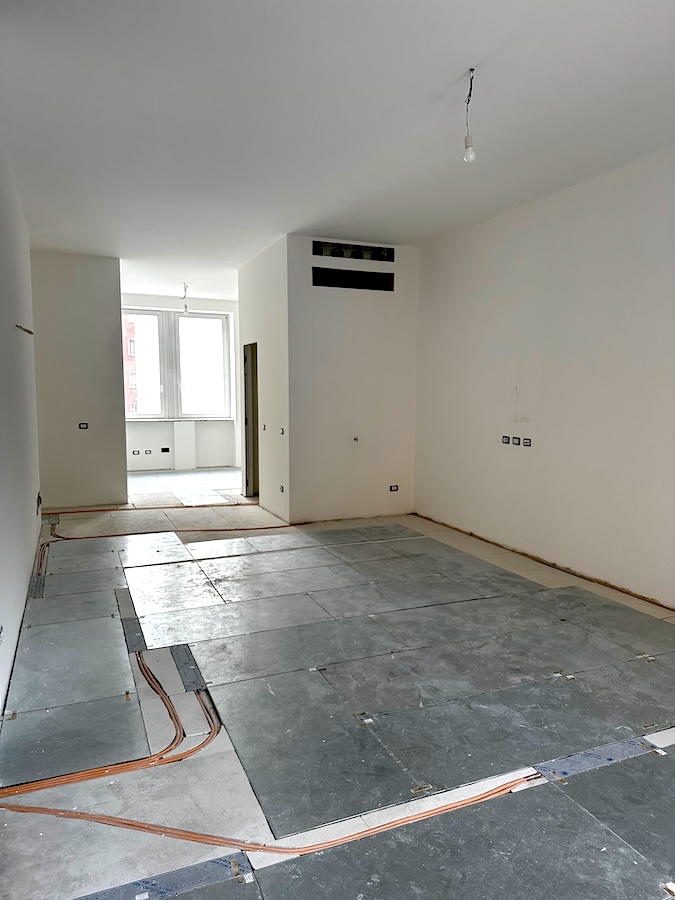 Posa impianto di riscaldamento idronico a pannelli Heatile