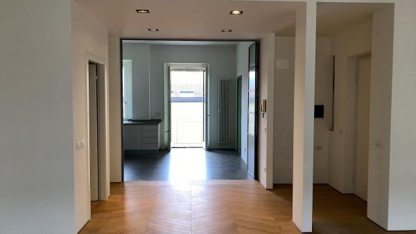 Scorcio della cucina dalla sala