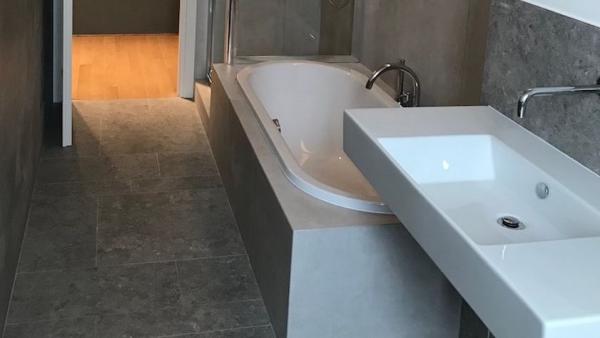 Bagno zona notte con vasca