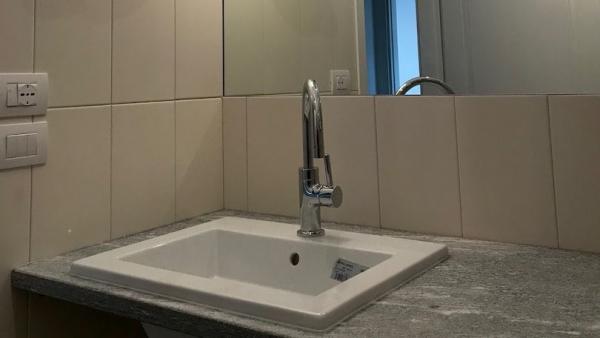 Lavabo del bagno di servizio