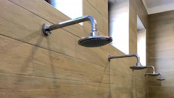 Detail of the wall of the men's showers