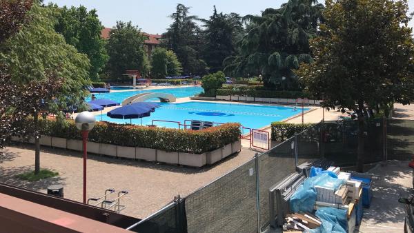 Work without disturbing