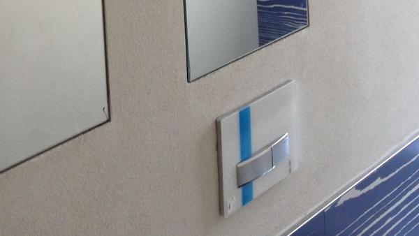 Dettaglio ante a specchio